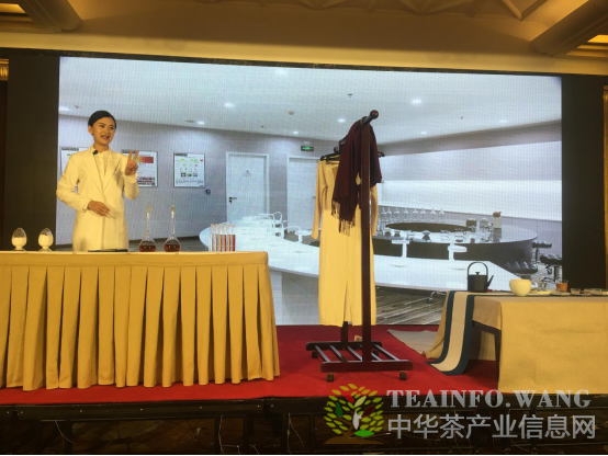 茶界劳模罗军：108款茶的理想之行